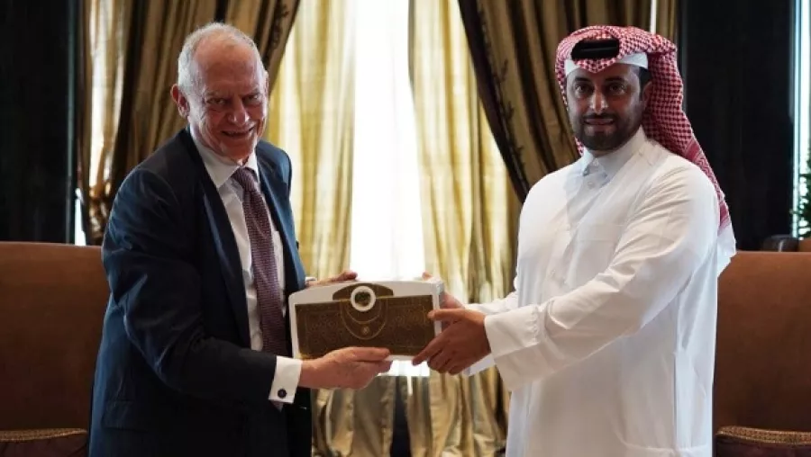 UK Minister for Investment visits Qatari Diar’s Headquarters